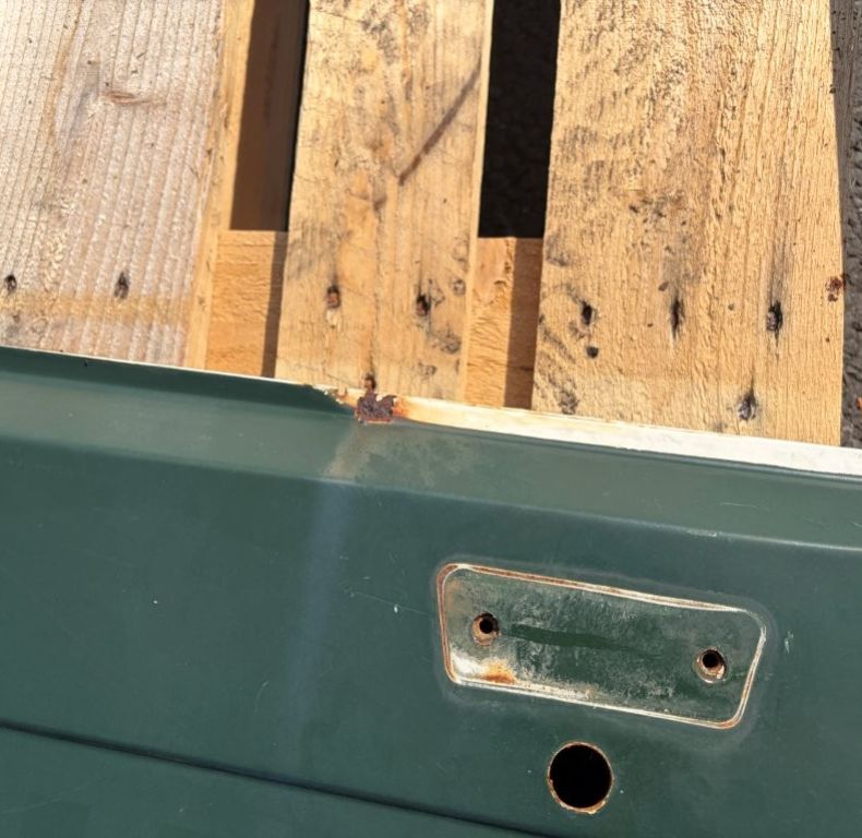 DOOR RIGHT SBU