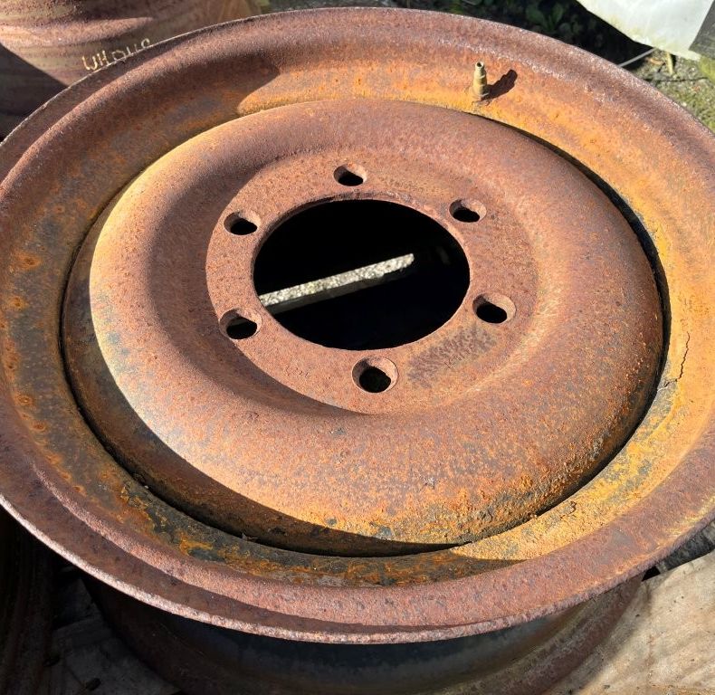 2X 9X20 RIMS