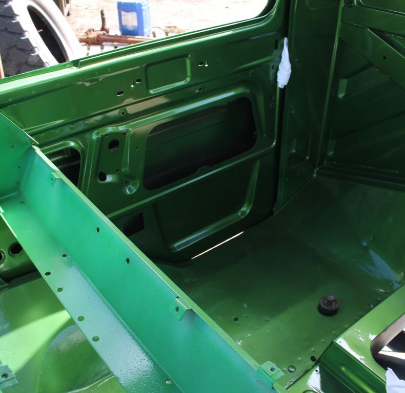 REFURBISHED HIGH TOP CAB