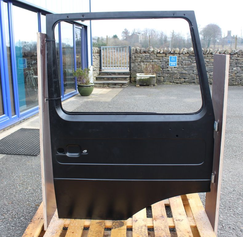 New doors to suit all square cab unimog models