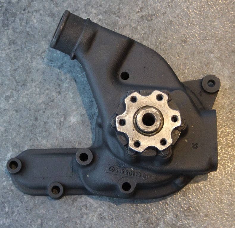 RECONDITIONED WATER PUMP MB TRAC