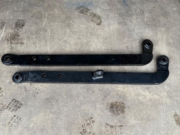 U406-427 3 POINT LINKAGE ARMS