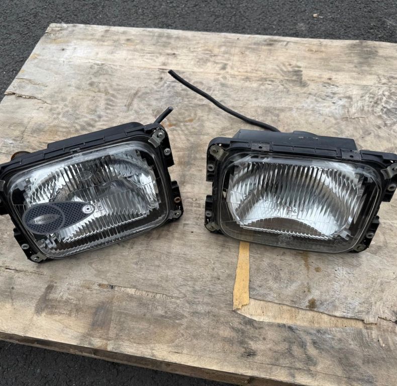 USED SBU LATER STYLE HEADLIGHTS