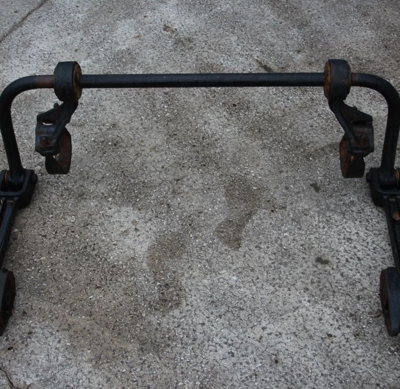 REAR ANTI ROLL BAR U1300L