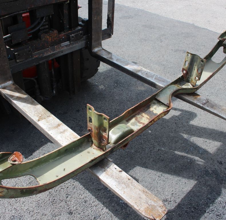 USED U900/1100 406/416 MILITARY BUMPER