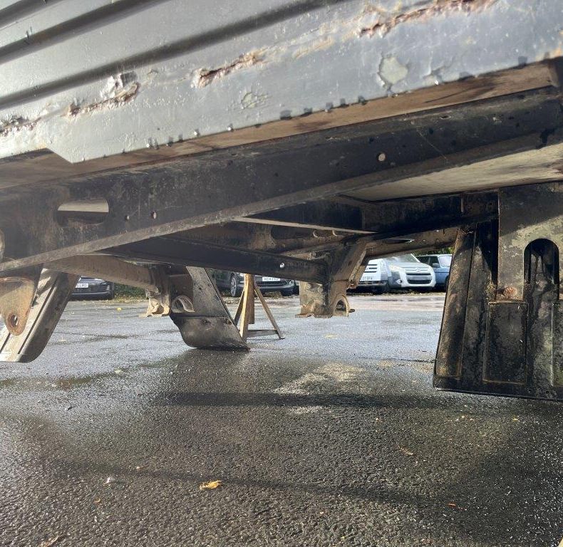 U1550L37 DOKA REAR BODY