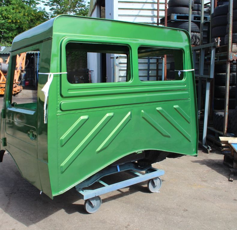 REFURBISHED HIGH TOP CAB