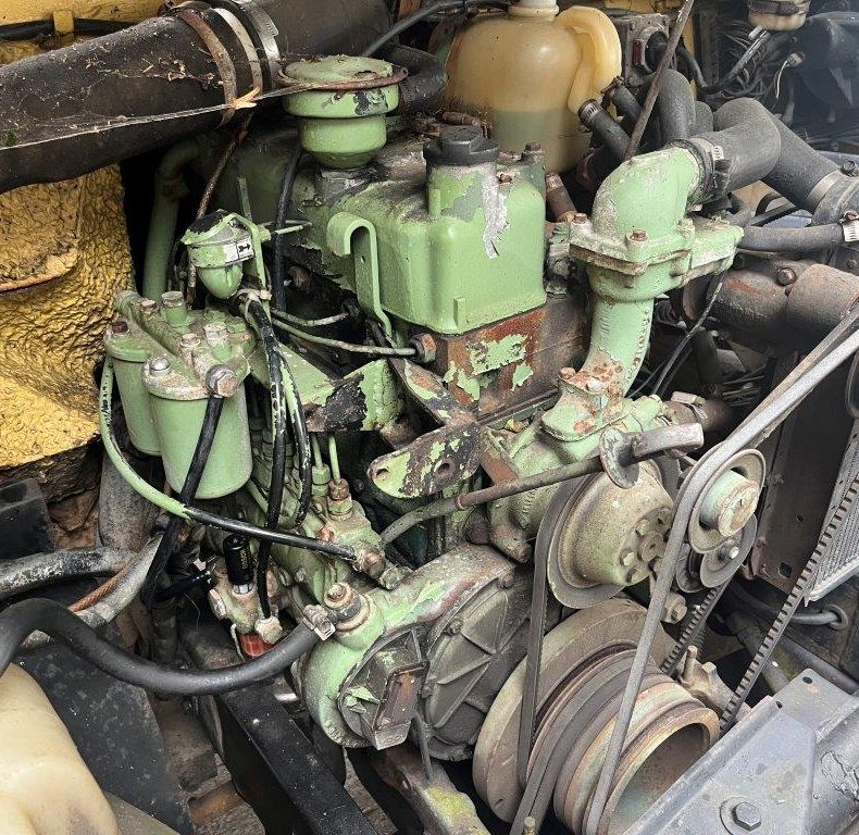 OM352 ENGINE COMPLETE GOOD RUNNING CONDITION