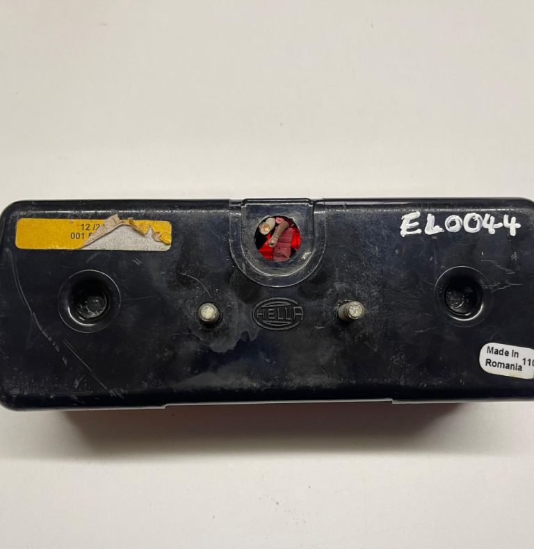 USED REAR LIGHT UNIT