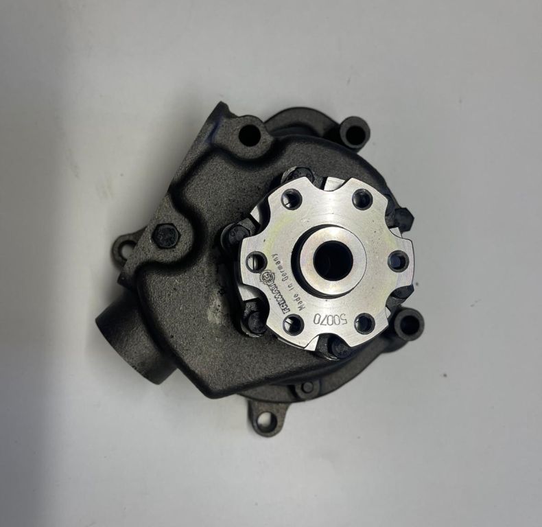 NEW AFTERMARKET WATER PUMP OM366 SBU U1000-2450