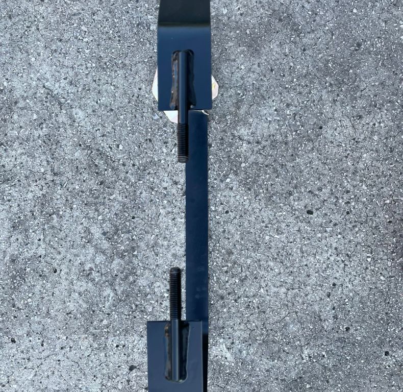 FUEL TENSIONING STRAP 424/427 UNIMOG MODELS