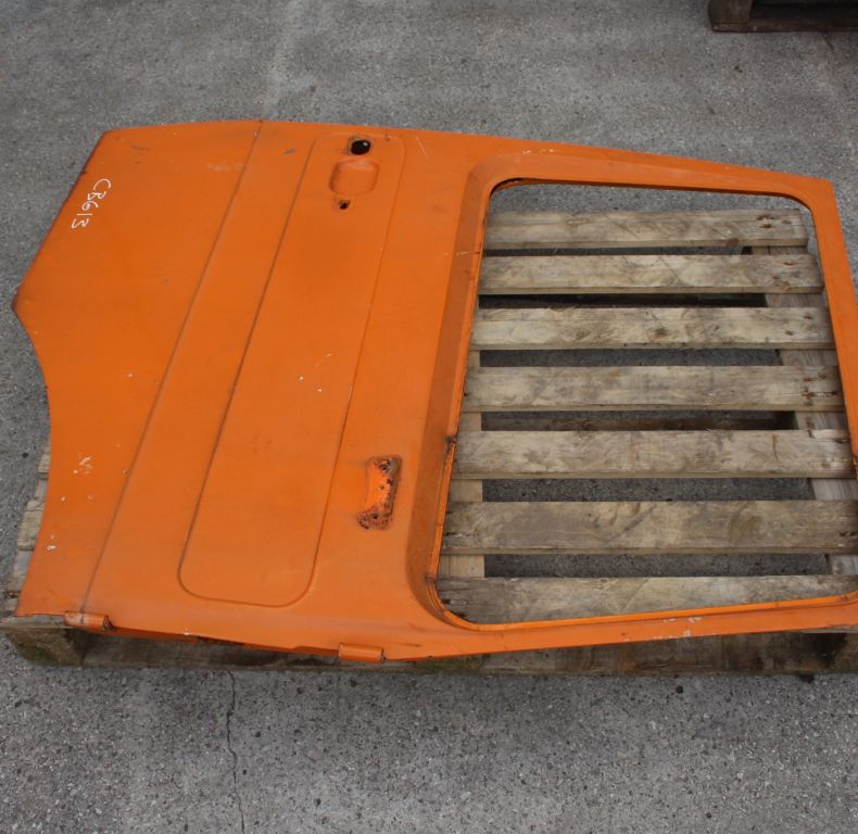 USED RH DOOR SBU