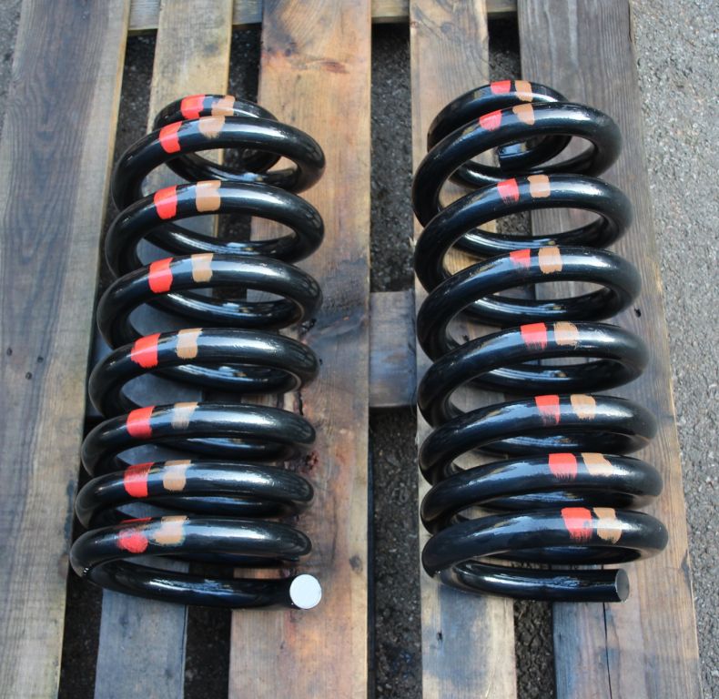 AV REAR HEAVY DUTY SPRINGS 437 UHN/UHE
