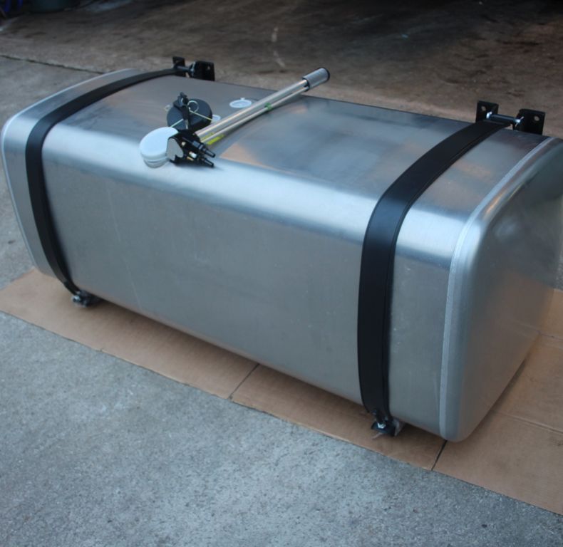 NEW 600L ALUMINIUM TRUCK DIESEL TANK