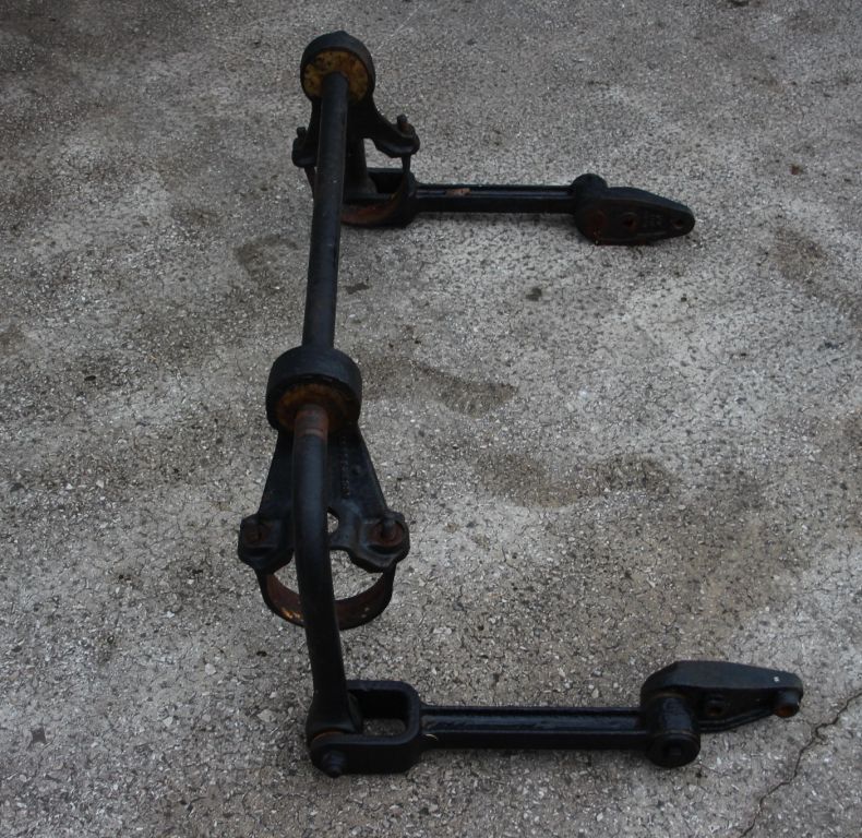 REAR ANTI ROLL BAR U1300L