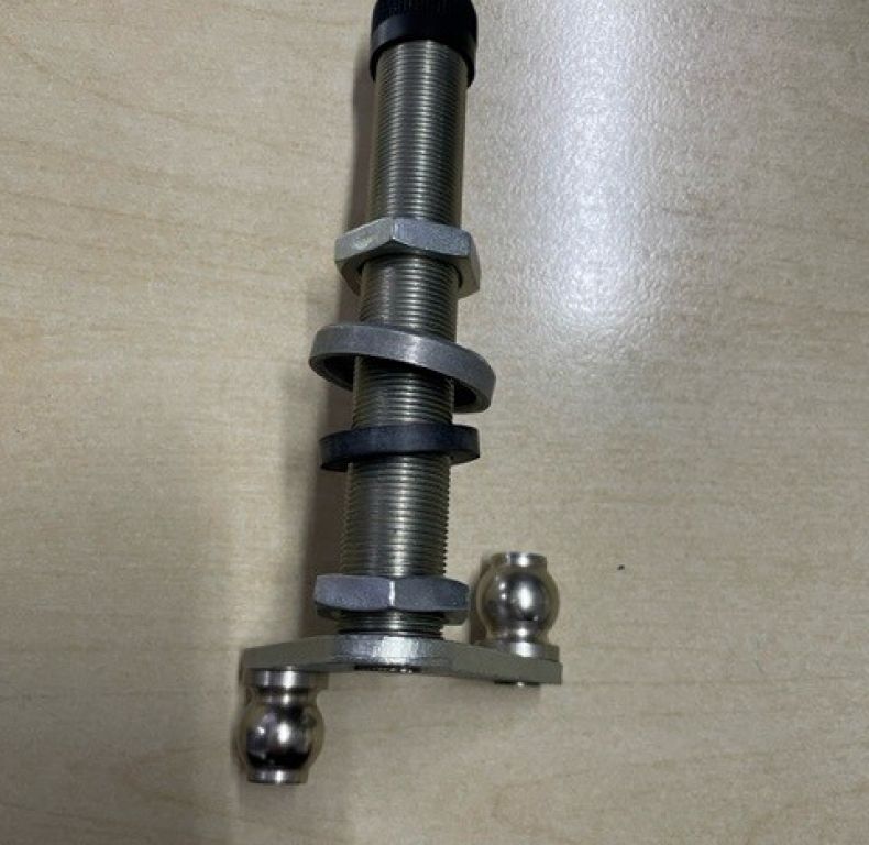 WINDOW WIPER SPINDLE