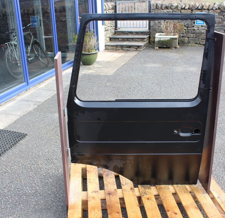 New doors to suit all square cab unimog models