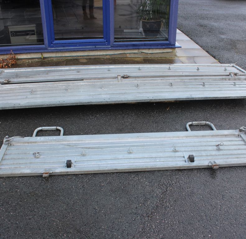 USED GALVANISED U1300L SIDES