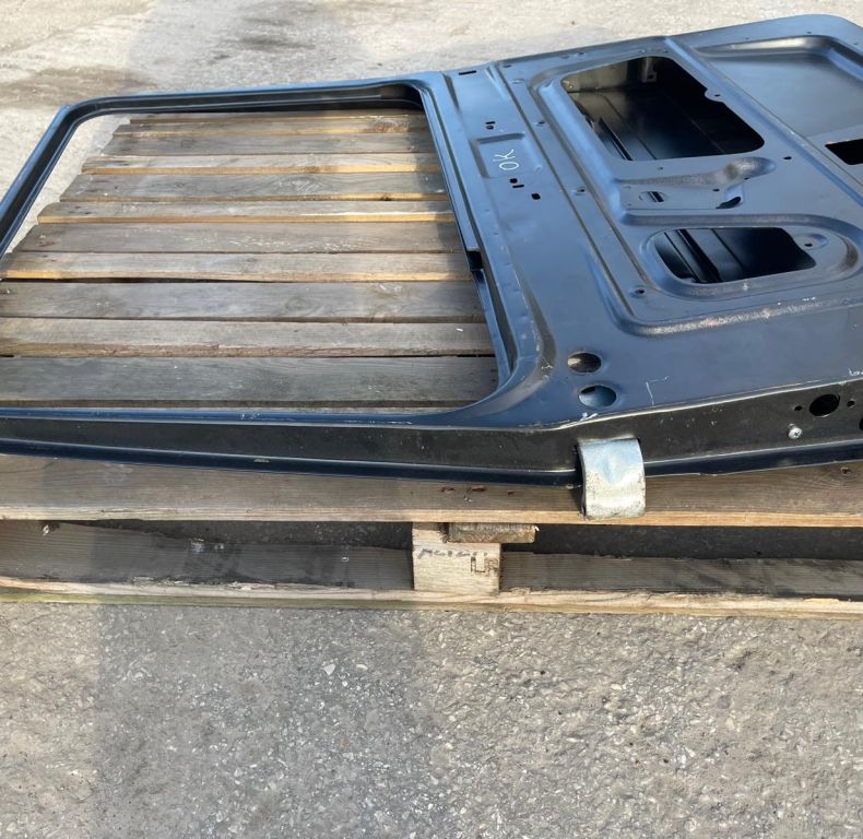 NEW/OLD STOCK DOOR ALL SQUARE CAB MODELS