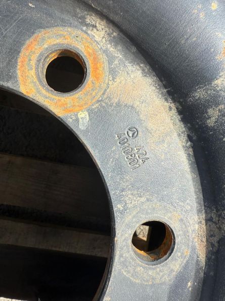 SET 4 USED RIMS 424 401 0801