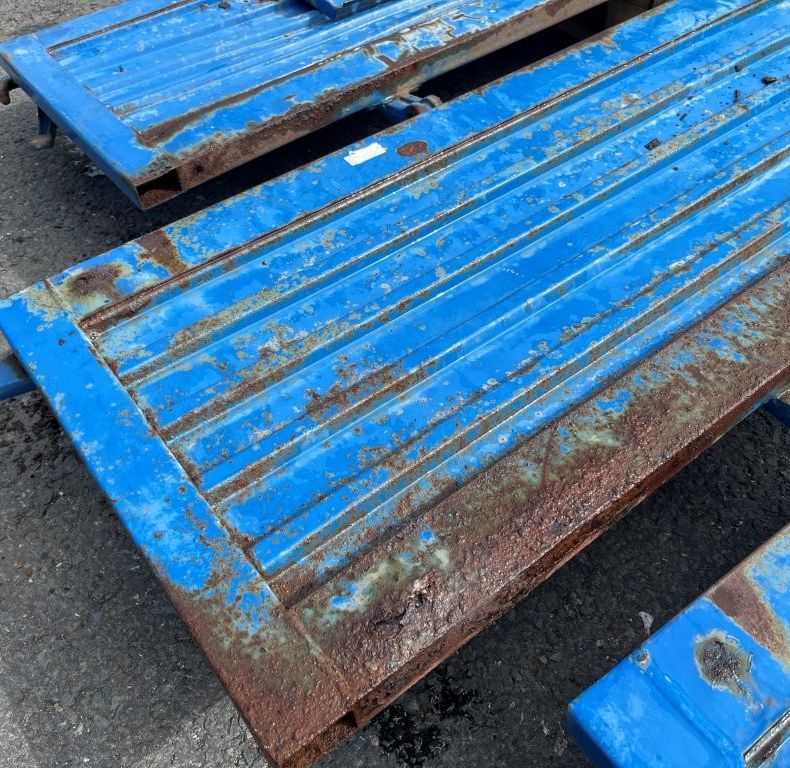 USED SIDES & TAILGATE 425/437