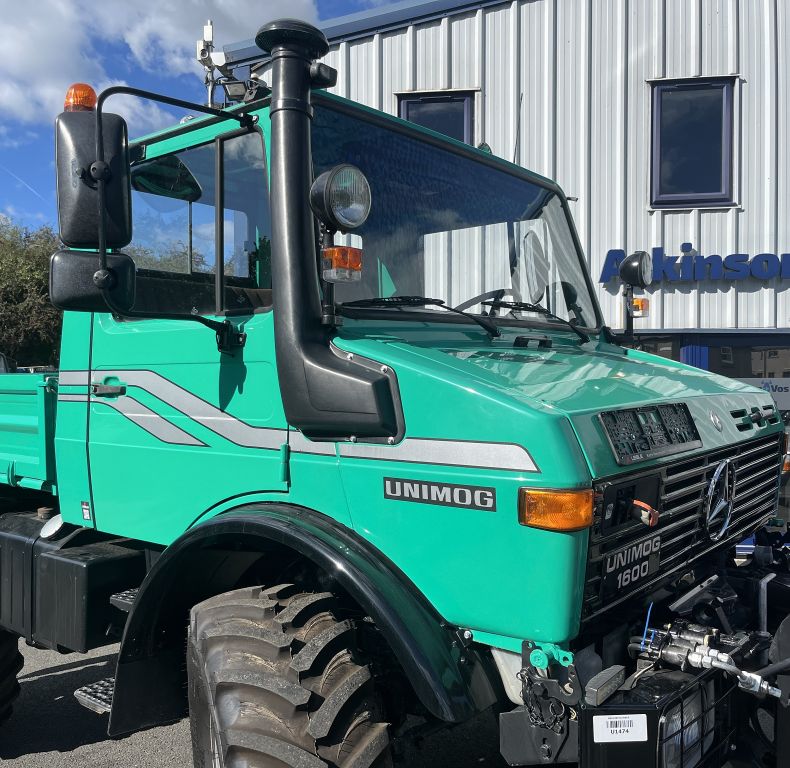 U1600 AG SPEC; FRONT & REAR LINKAGE, PTO, 3 WAY TIP