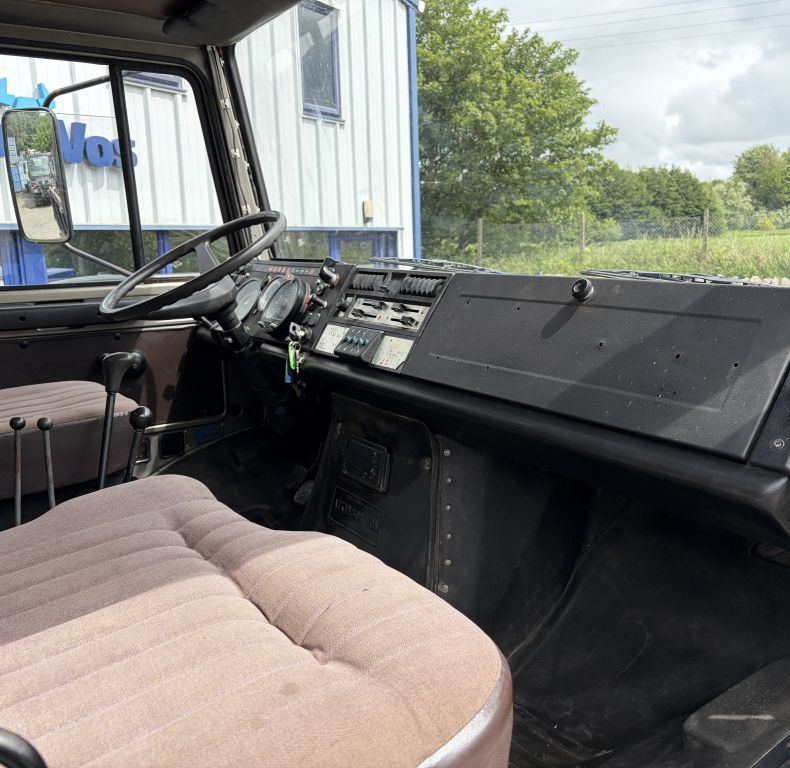 U1200AG SOLID UNIMOG READY TO GO TO WORK
