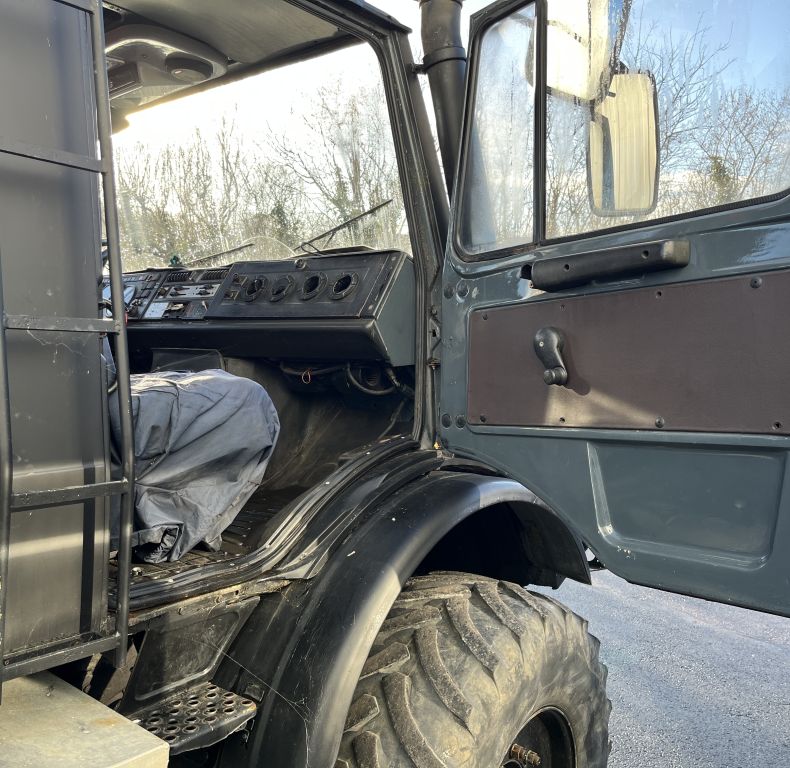 HEAVY DUTY U1700AG UNIMOG