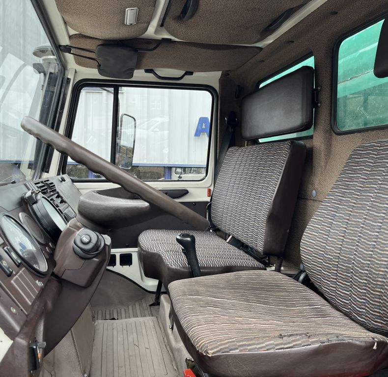 U1850 IDEAL CAMPER BASE VEHICLE