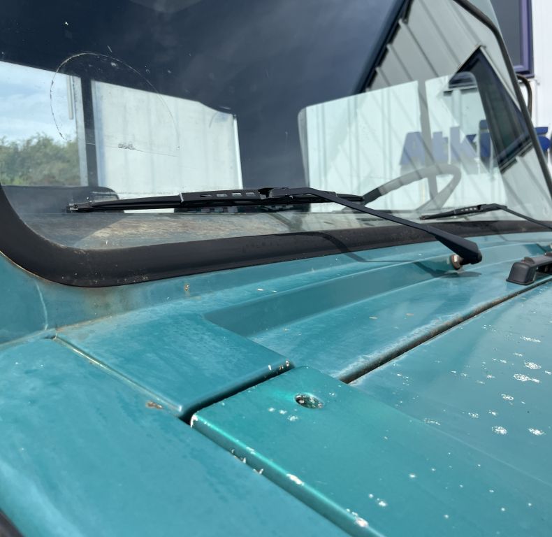 U1600AG REAR LINKAGE & HITCH