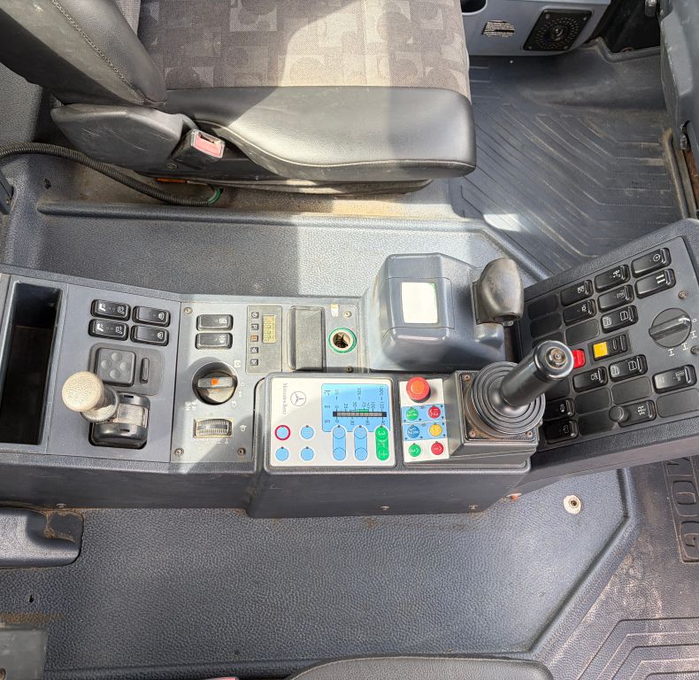 U400 AGRICULTURAL 270HP