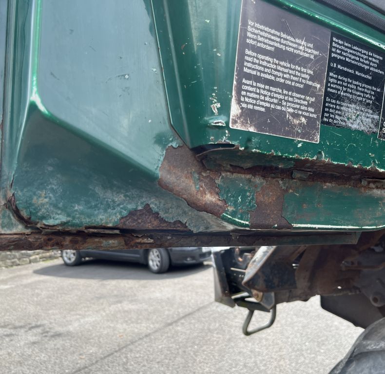 U1600AG REAR LINKAGE & HITCH