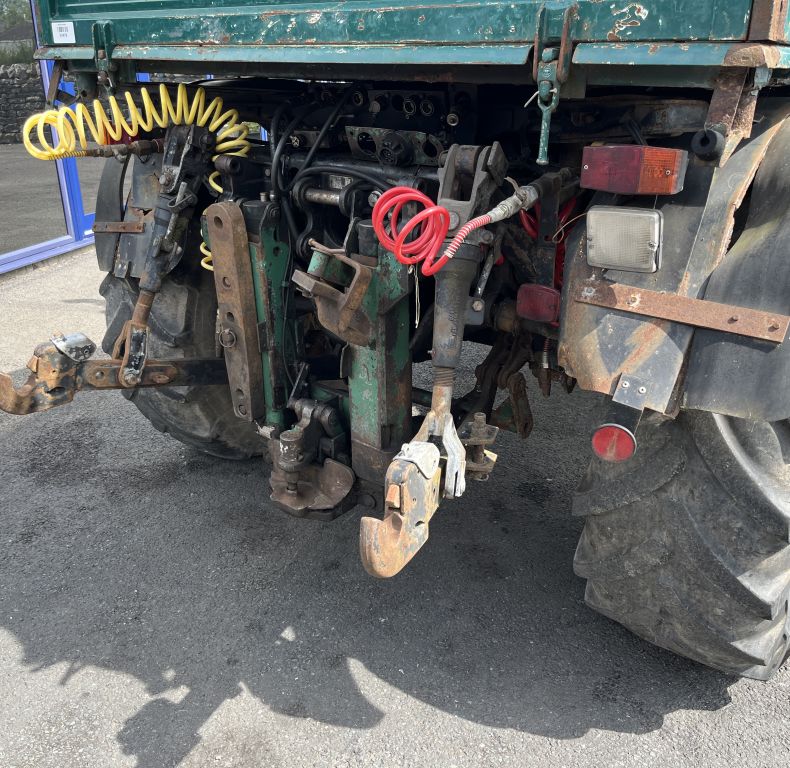 U1600AG REAR LINKAGE & HITCH