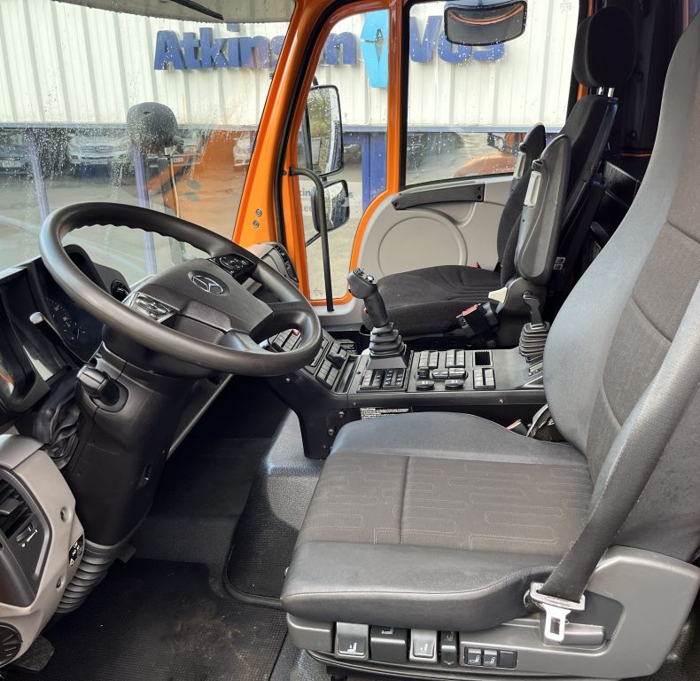 DIRECT GERMAN MOTORWAY MAINTENANCE UGE U527 - 2014