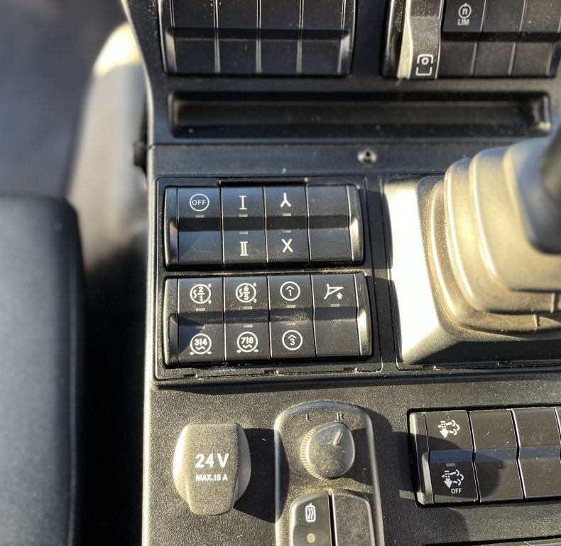 DIRECT GERMAN MOTORWAY MAINTENANCE UGE U527 - 2014