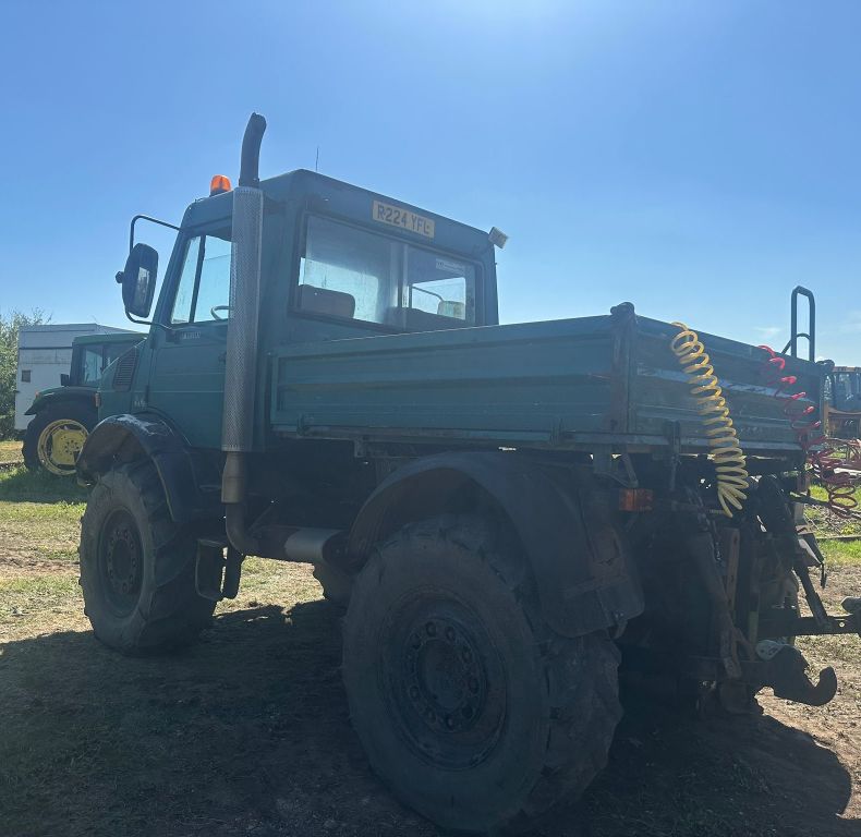 U1600AG REAR LINKAGE & HITCH