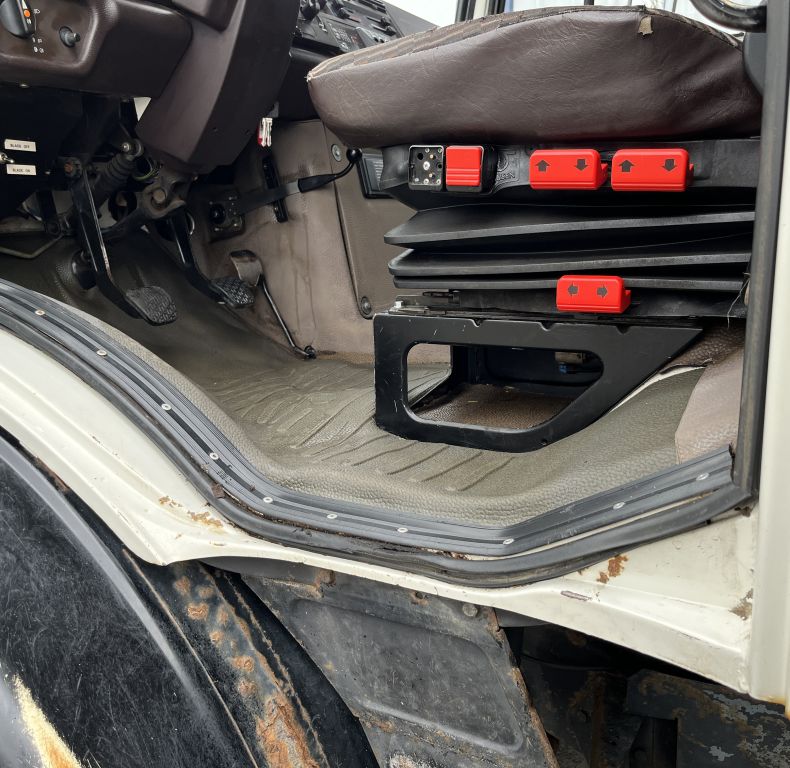 U1850 IDEAL CAMPER BASE VEHICLE