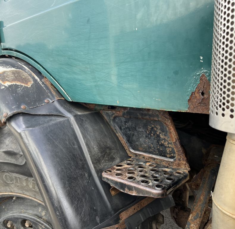 U1600AG REAR LINKAGE & HITCH
