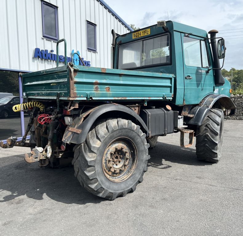 U1600AG REAR LINKAGE & HITCH
