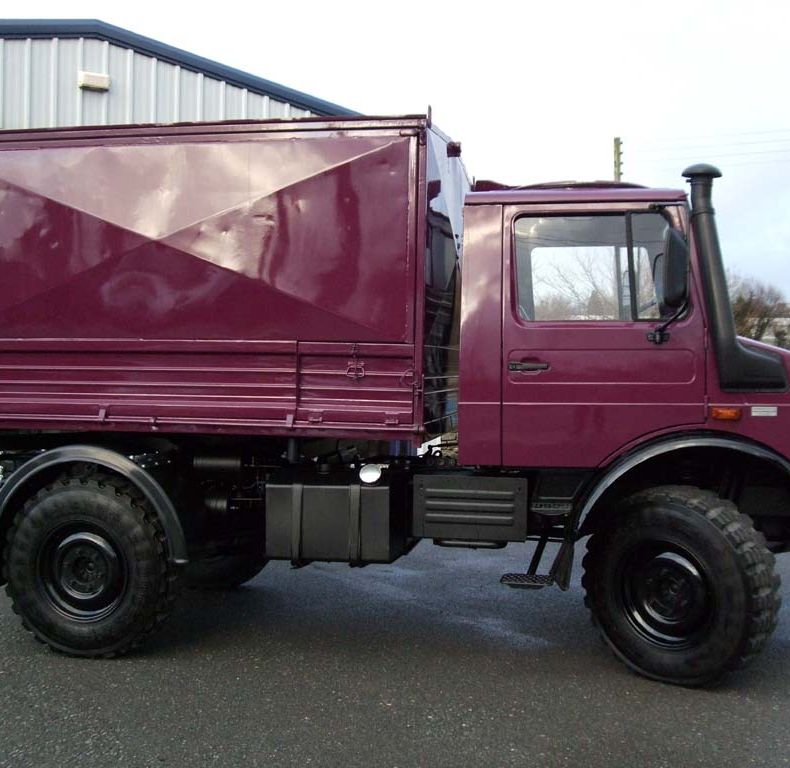 U1300L 3 WAY TIPPER - GREAT VALUE