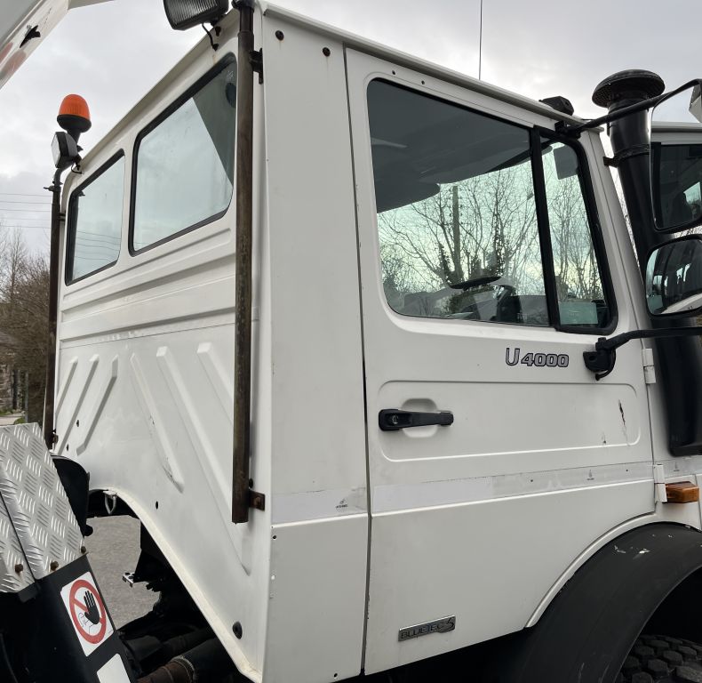 U4000 WITH 15M ACCESS PLATFORM