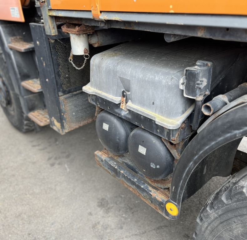 U400 170HP 4 CYL UNIMOG