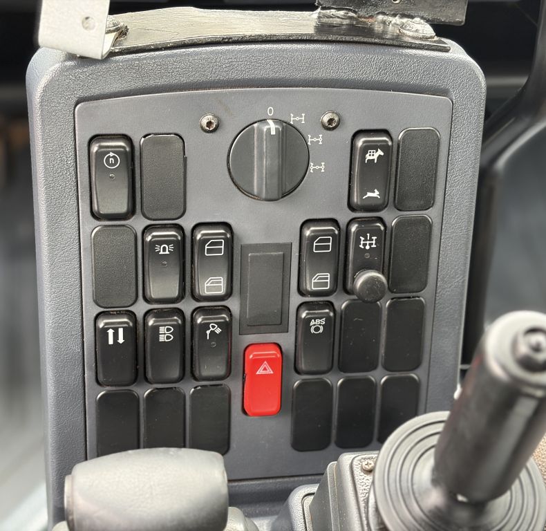 GREAT VALUE U400 238HP AG REG