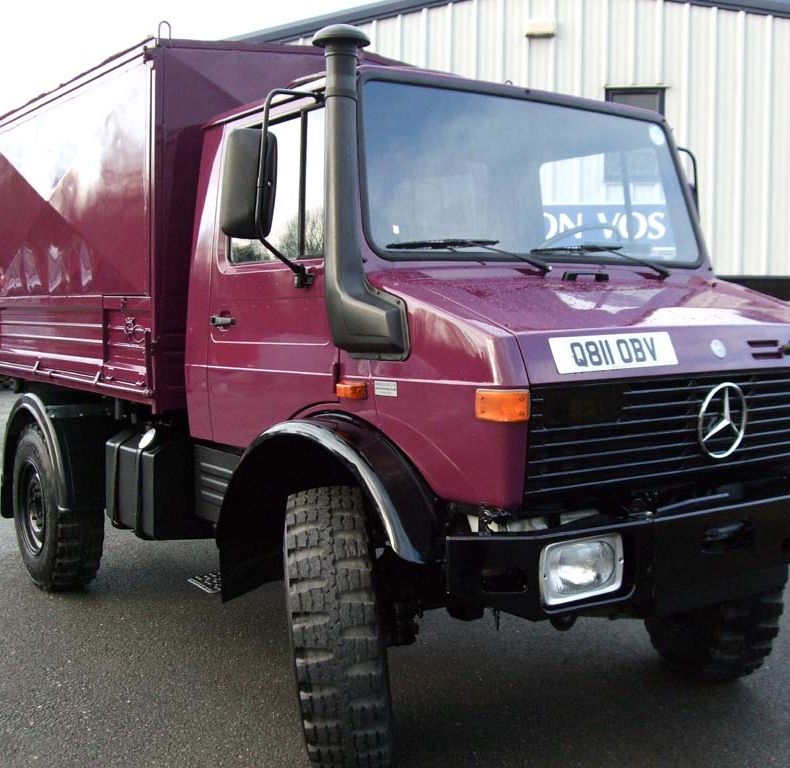U1300L 3 WAY TIPPER - GREAT VALUE