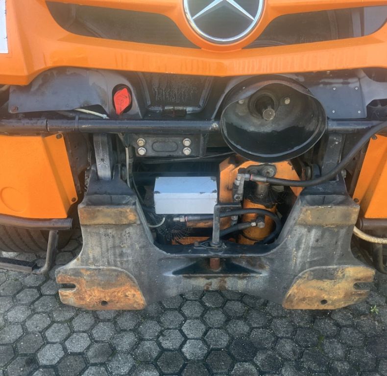 DIRECT GERMAN MOTORWAY MAINTENANCE UGE U527 - 2014