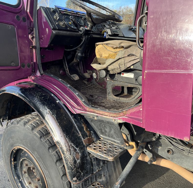 U1300L 3 WAY TIPPER - GREAT VALUE