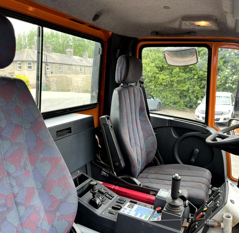 U400 170HP 4 CYL UNIMOG