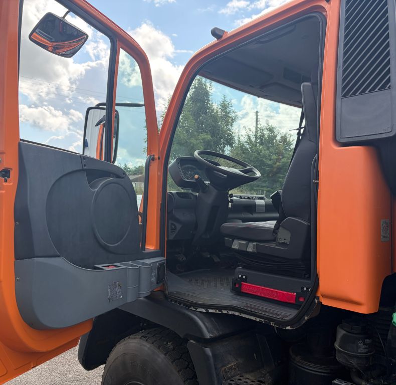 WELL EQUIPPED 170HP U300 AG REGISTRATION