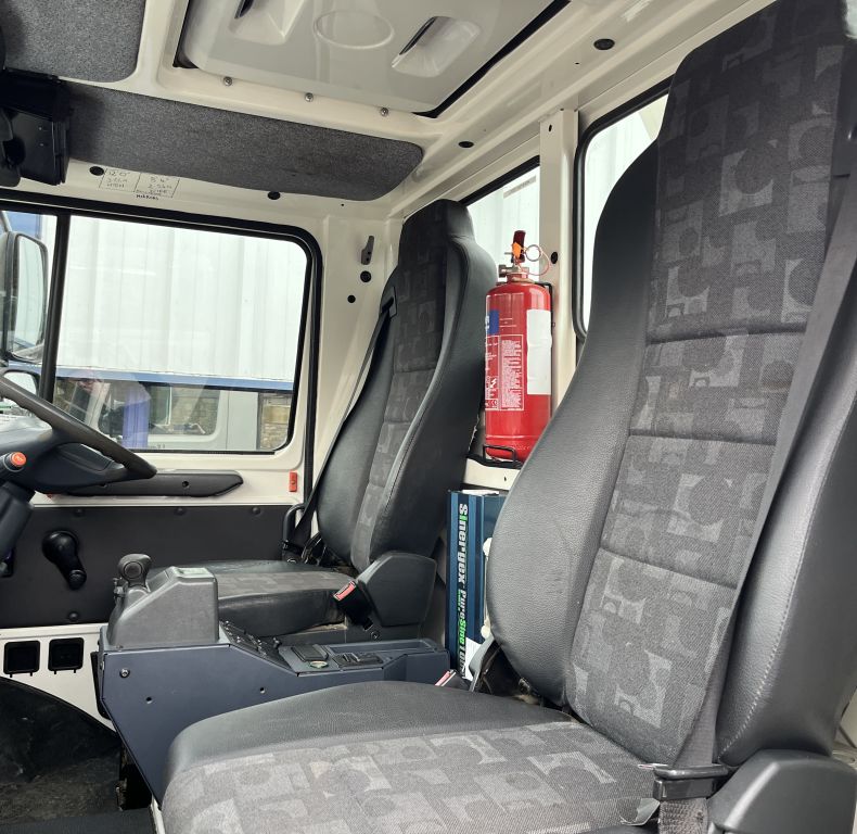 U4000 WITH 15M ACCESS PLATFORM