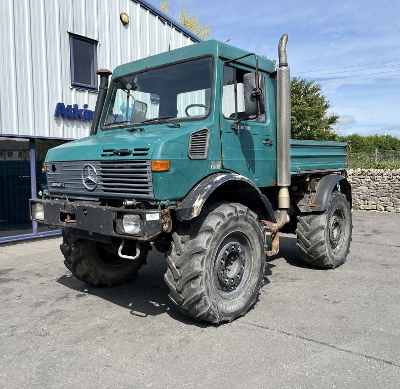 U1600AG REAR LINKAGE & HITCH